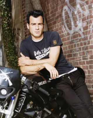 Justin Theroux White Water Bottle With Carabiner
