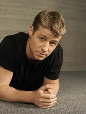 Benjamin McKenzie Poster