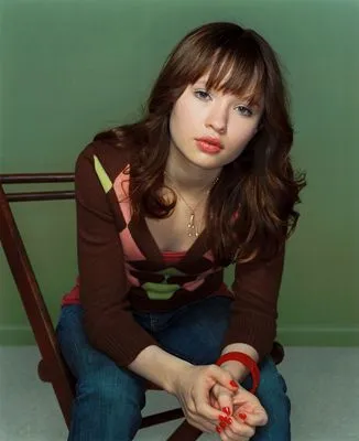 Emily Browning White Water Bottle With Carabiner