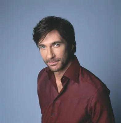 Dylan McDermott Poster