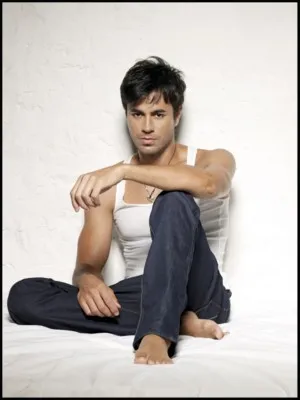 Enrique Iglesias 6x6