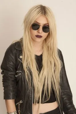 Taylor Momsen Tote