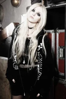 Taylor Momsen Poster