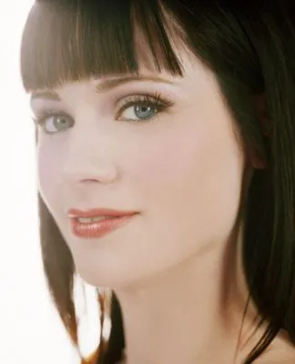 Zooey Deschanel Prints and Posters