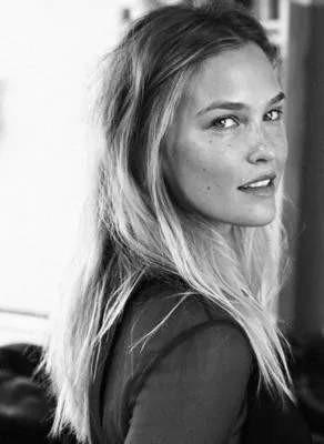 Bar Refaeli 6x6