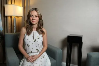 Brie Larson 10oz Frosted Mug