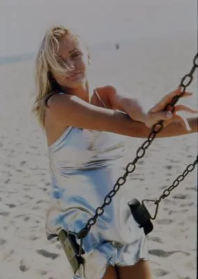 Cameron Diaz White Water Bottle With Carabiner