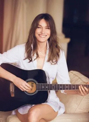 Carla Bruni 6x6