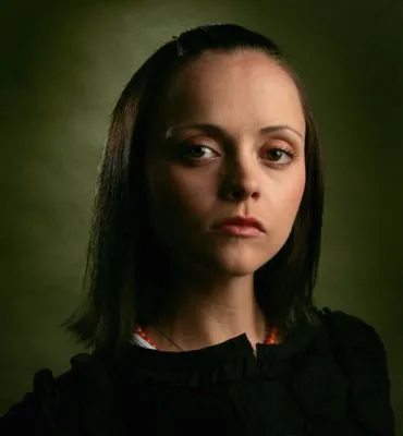 Christina Ricci 14x17