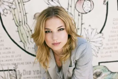 Emily VanCamp Pillow