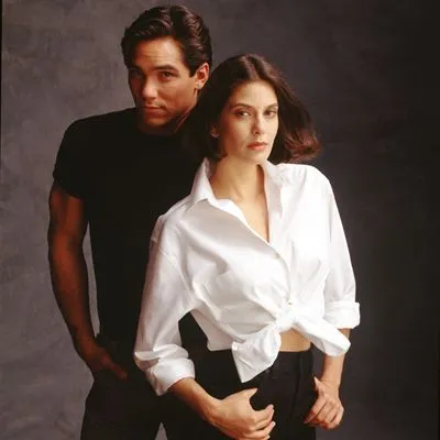 Teri Hatcher 14x17