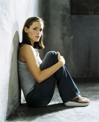 Jennifer Garner White Water Bottle With Carabiner