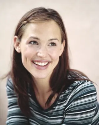 Jennifer Garner White Water Bottle With Carabiner