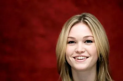 Julia Stiles Pillow