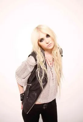 Taylor Momsen Poster