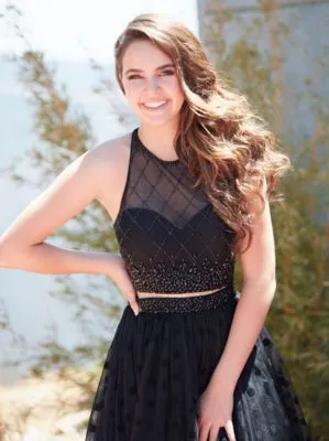 Bailee Madison Prints and Posters