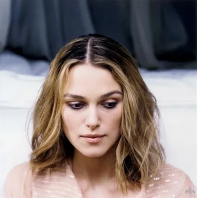 Keira Knightley 11oz Colored Rim & Handle Mug