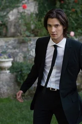 Ben Barnes 14x17