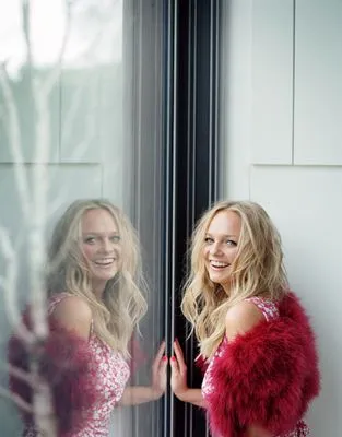 Emma Bunton 6x6