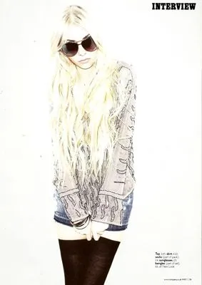 Taylor Momsen Mens Pullover Hoodie Sweatshirt