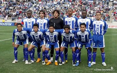 Honduras football team White Water Bottle With Carabiner