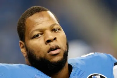 Ndamukong Suh Prints and Posters