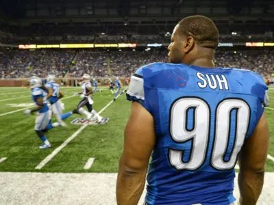 Ndamukong Suh Prints and Posters