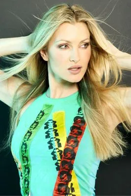 Caprice Bourret 14x17