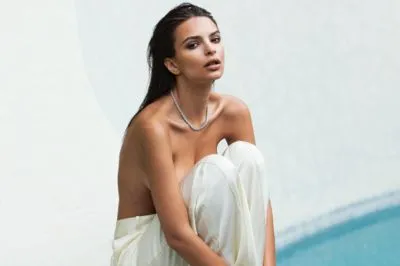 Emily Ratajkowski White Water Bottle With Carabiner