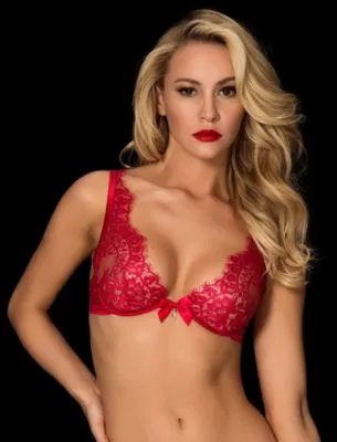 Bryana Holly 14x17