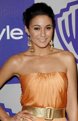 Emmanuelle Chriqui White Water Bottle With Carabiner