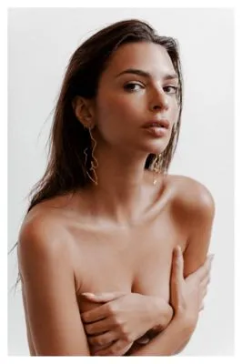 Emily Ratajkowski 11oz Metallic Silver Mug