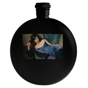 Jennifer Beals Round Flask