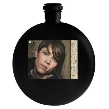 Tegan and Sara Round Flask