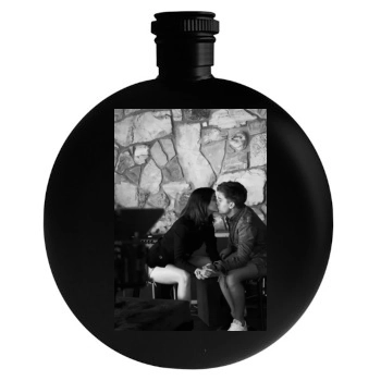 Barbara Palvin Round Flask