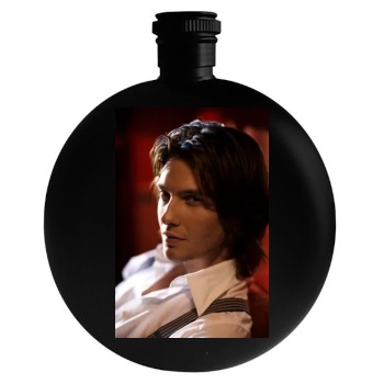 Ben Barnes Round Flask