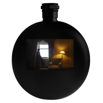 Benicio del Toro Round Flask