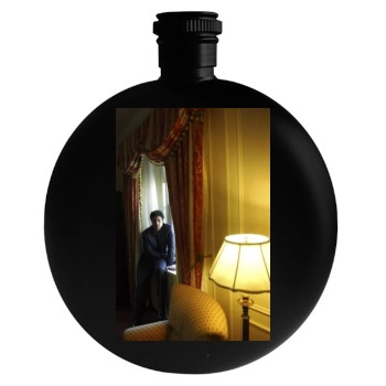 Benicio del Toro Round Flask