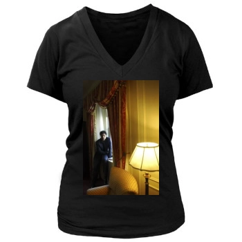 Benicio del Toro Women's Deep V-Neck TShirt