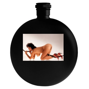 Roberta Vasquez Round Flask