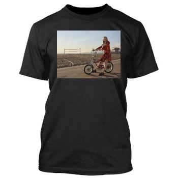 Sophie Turner Men's TShirt