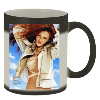 Cintia Dicker Color Changing Mug