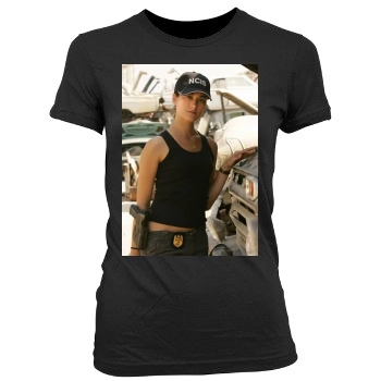 Cote De Pablo Women's Junior Cut Crewneck T-Shirt