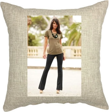 Emanuela de Paula Pillow