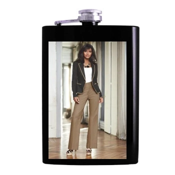 Emanuela de Paula Hip Flask