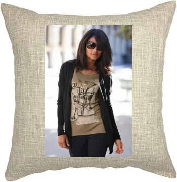 Emanuela de Paula Pillow