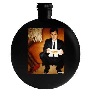 Justin Theroux Round Flask