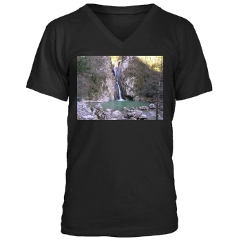 Waterfalls Men's V-Neck T-Shirt