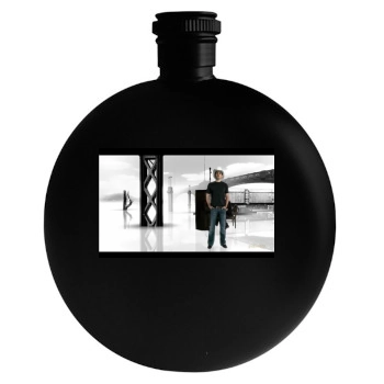 Brad Paisley Round Flask