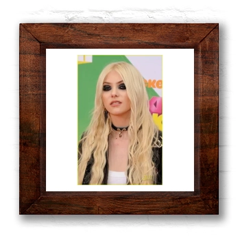 Taylor Momsen 6x6